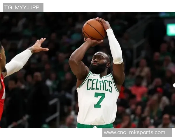 杰伦布朗强调保持健康的重要性希望尽可能多参加比赛