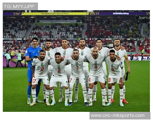 阿什拉夫在社交媒体上庆祝摩洛哥晋级非洲杯四强的辉煌时刻