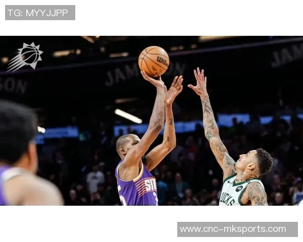 太阳主帅赞扬球队团结力第三节狂砍40分展现强大实力 太阳主帅赞扬球队团结力第三节狂砍40分展现强大实力